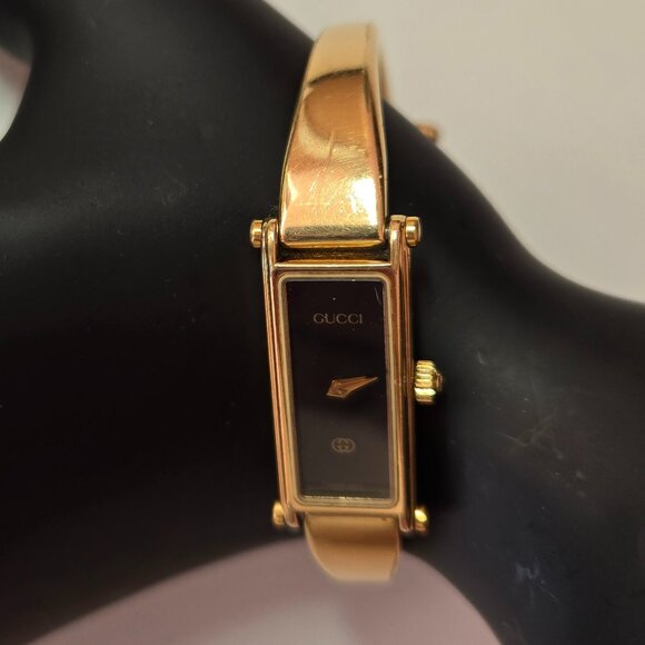 GUCCI Gold Bangle Watch - Picture 5 of 13